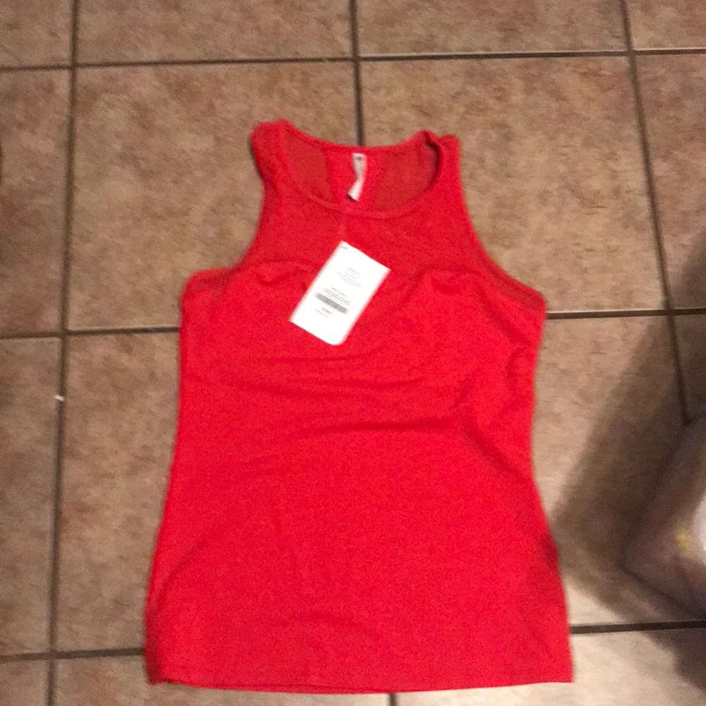 Fabletics top